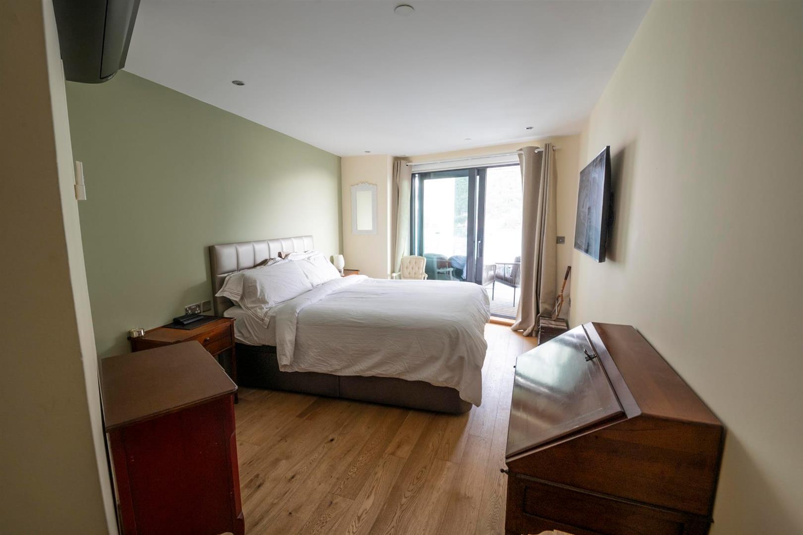  Image of Apartment - 3 Bedrooms - 2 Bathrooms for Sale in Ocean Spa Plaza-Gibraltar, Image 6